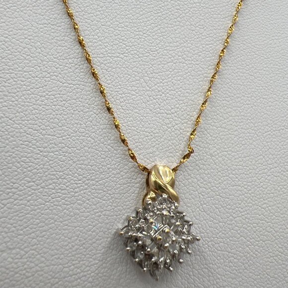 10K Gold Italy 20” Twisted Rope Chain w/ PGDA 10K Moissanite Cluster Pendant - Picture 4 of 16